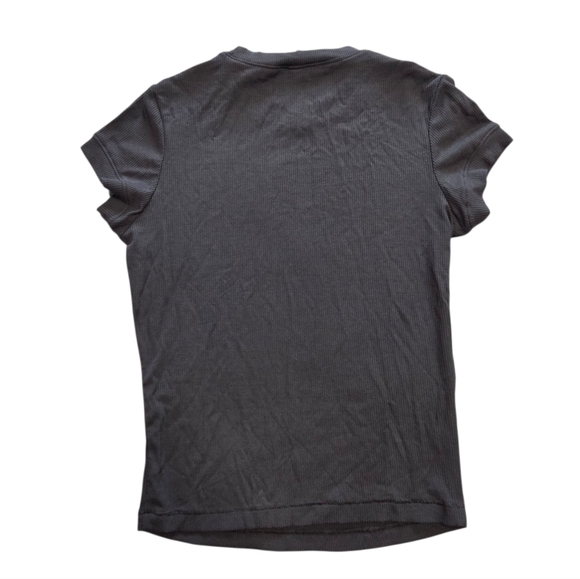 Skims Soft Lounge Baby Tee Shirt Top Graphite XSmall NWT - Picture 3 of 5